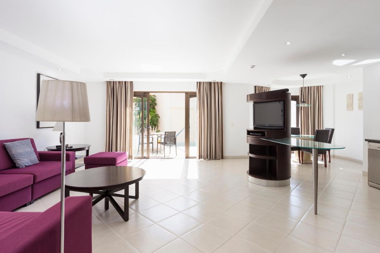 Atlas Tenerife Residence Resort 洛斯克里斯蒂亚诺斯 外观 照片