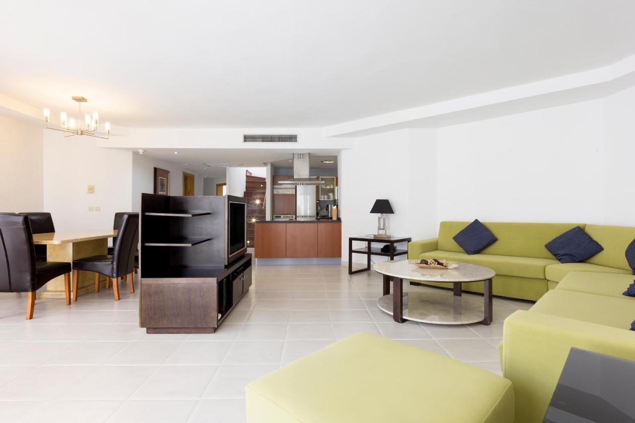 Atlas Tenerife Residence Resort 洛斯克里斯蒂亚诺斯 外观 照片