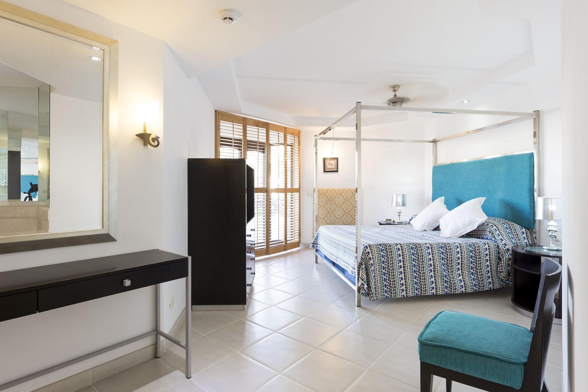 Atlas Tenerife Residence Resort 洛斯克里斯蒂亚诺斯 外观 照片