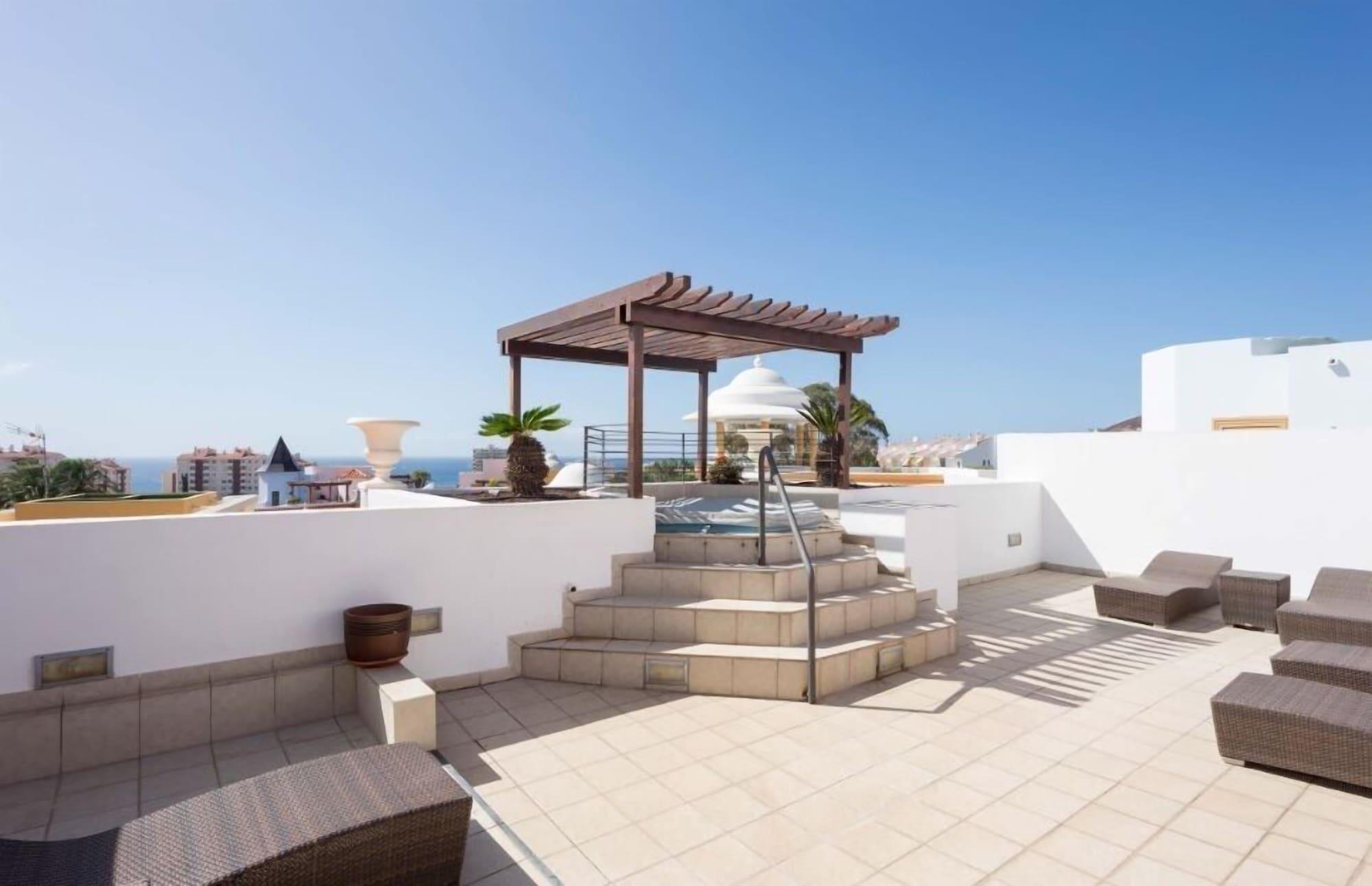 Atlas Tenerife Residence Resort 洛斯克里斯蒂亚诺斯 外观 照片
