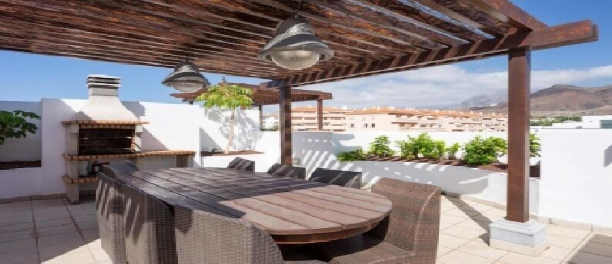 Atlas Tenerife Residence Resort 洛斯克里斯蒂亚诺斯 外观 照片