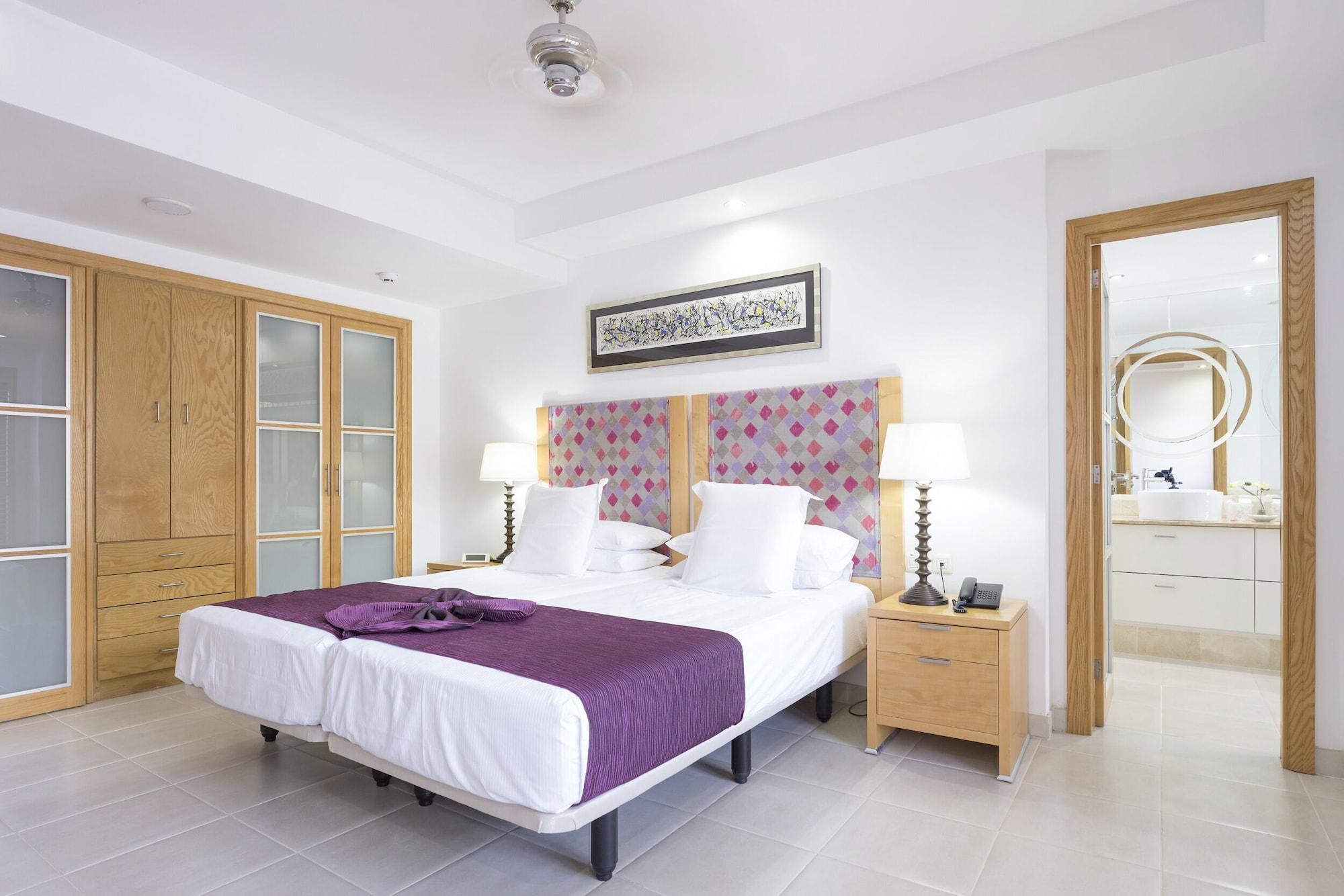 Atlas Tenerife Residence Resort 洛斯克里斯蒂亚诺斯 外观 照片