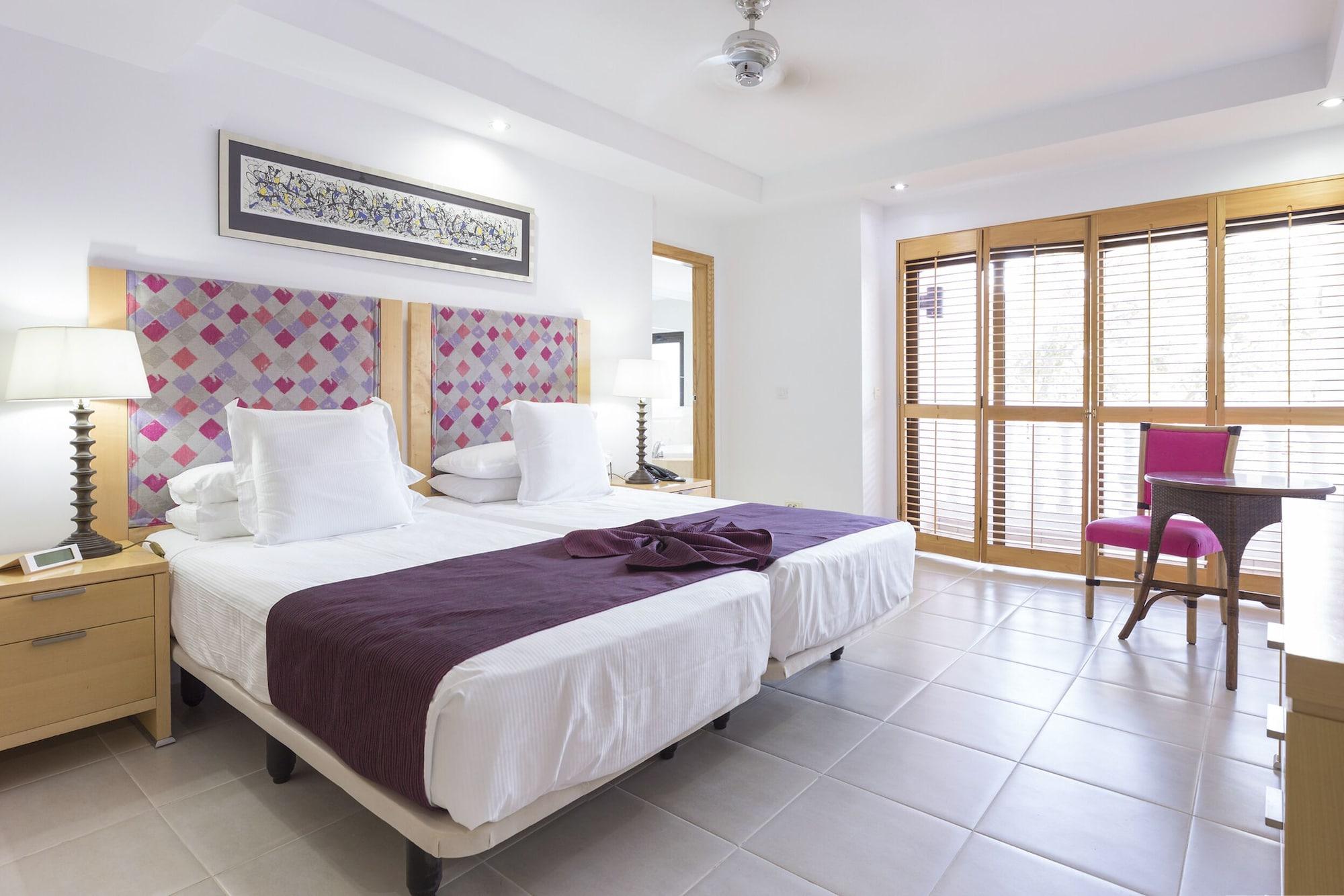 Atlas Tenerife Residence Resort 洛斯克里斯蒂亚诺斯 外观 照片